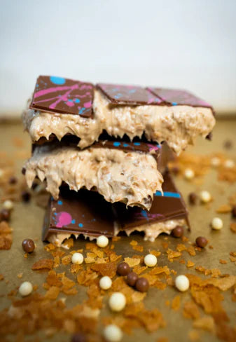 Dirty Chocolate – Naughty Bueno Chocolate Bar (230g)