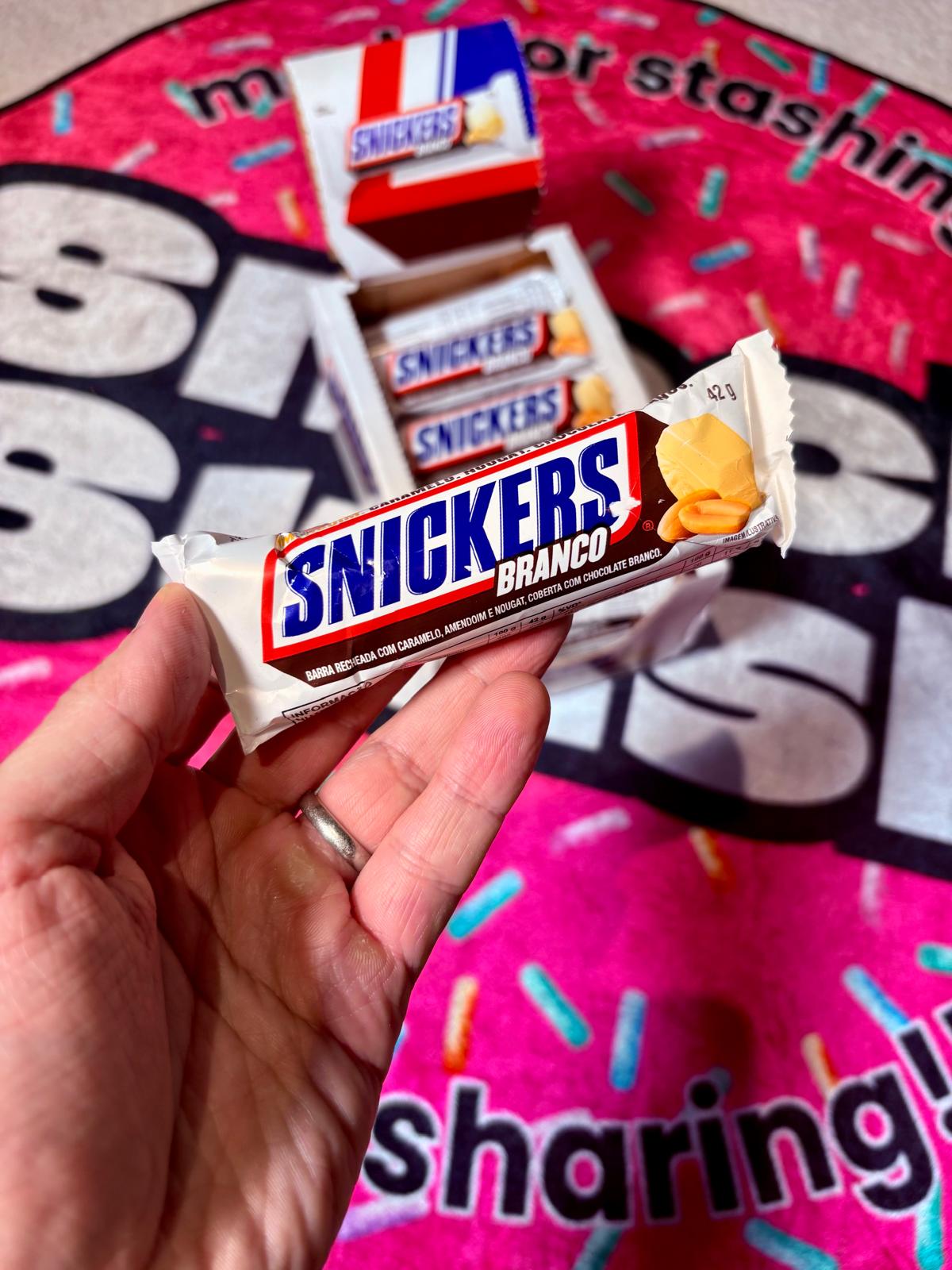 Snickers Branco White